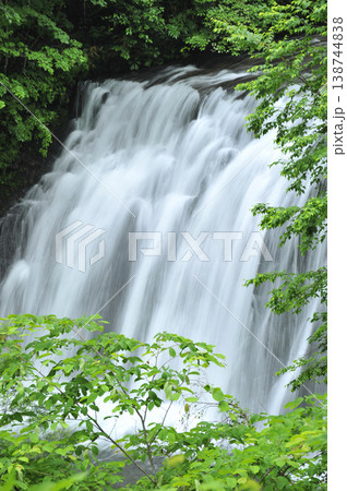 奥志賀高原の満水滝 138744838