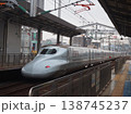 JR小倉駅を出るN700系新幹線 138745237