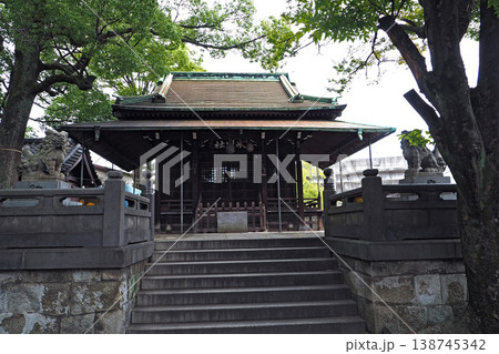千住四丁目氷川神社の社殿（東京都足立区） 138745342