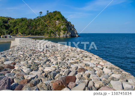 大分県姫島　くじら波止と観音崎 138745834