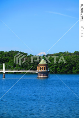 狭山湖とその周辺の景色と風景19 138746070