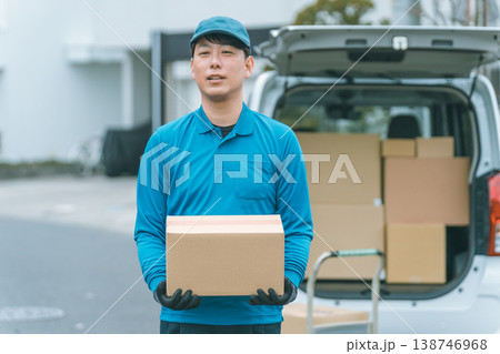 軽貨物ドライバー 138746968
