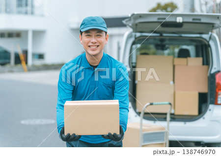 軽貨物ドライバー 138746970