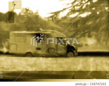 Thermal image, caravan vehicle. 138747201