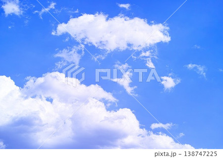 青空と雲イメージ 138747225