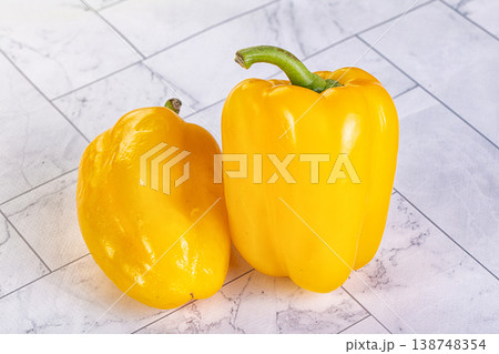 Ripe sweet yellow bell pepper 138748354