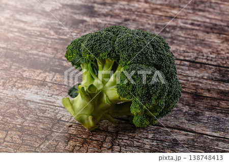 Whole raw green Broccoli cabbage Whole raw green Broccoli cabbage 138748413