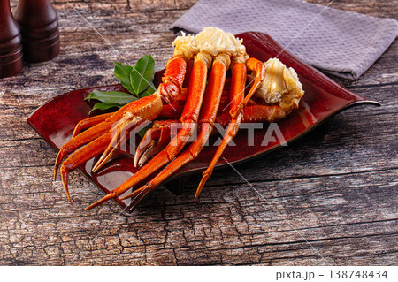 Steamed delicous red crab legs 138748434