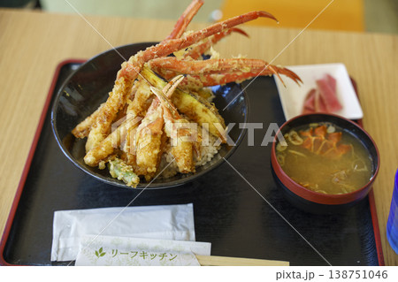 豪華カニ天丼御膳 豪華カニ天丼御膳 138751046