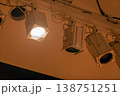 ステージの照明 138751251