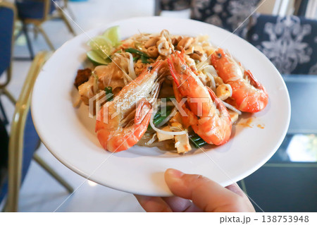 dry prawn noodles or stir fried noodles or pad thai , noodles without soup or Thai food or dry noodles or prawn noodles dry prawn noodles or stir fried noodles or pad thai , noodles without soup or Thai food or dry noodles or prawn noodles 138753948