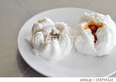 Chinese stuffed bun , steamed dumpling or steamed bun or Chinese bun 138754122