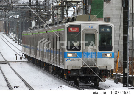 ［TD］冬の東武野田線10050系電車（急行列車） 138754686