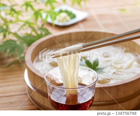 夏の風物詩美味しい素麺 夏の風物詩美味しい素麺 138756798