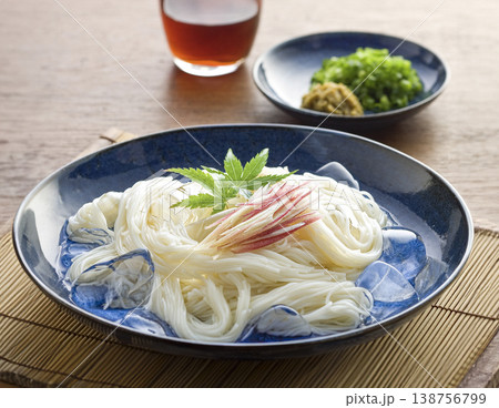 夏の風物詩美味しい素麺 夏の風物詩美味しい素麺 138756799