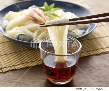 夏の風物詩美味しい素麺 138756800