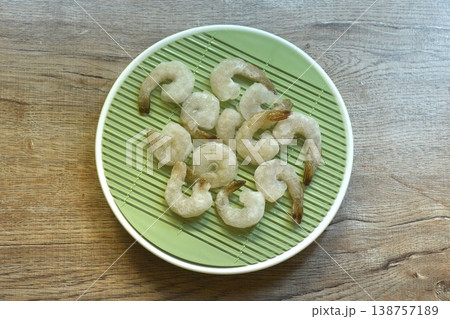 raw frozen shrimp food ingredient arranging on plate 138757189