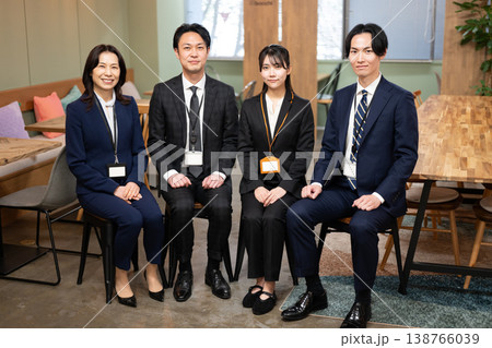 社員座談会 社員座談会 138766039
