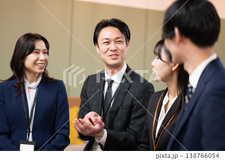 社員座談会 138766054