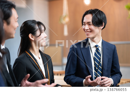社員座談会 138766055