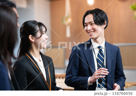 社員座談会 138766056