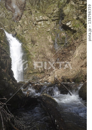 新潟 越後湯沢 滝 新潟 越後湯沢 滝 138766359