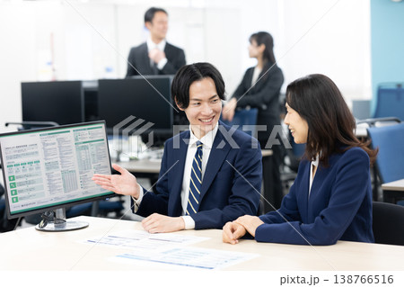 ミーティング ミーティング 138766516