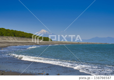 【静岡県】三保の松原と富士山 【静岡県】三保の松原と富士山 138766587