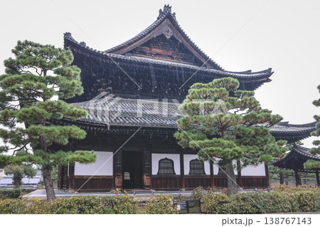 Nov 25 2025 Kennin ji Temple in Kyoto During Gentle Rainfall Nov 25 2025 Kennin ji Temple in Kyoto During Gentle Rainfall 138767143