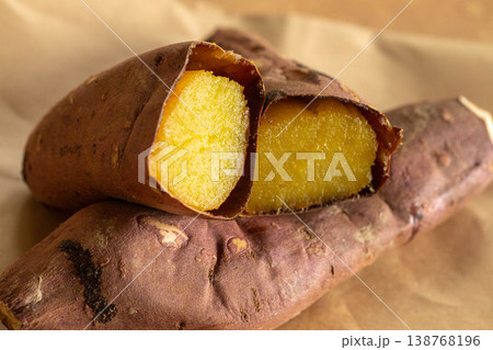 焼いもイメージ 焼いもイメージ 138768196