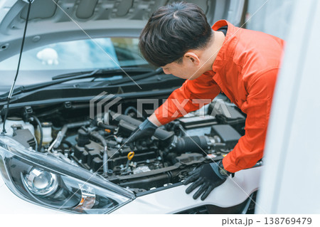 自動車整備士 出張整備 自宅 自動車整備士 出張整備 自宅 138769479