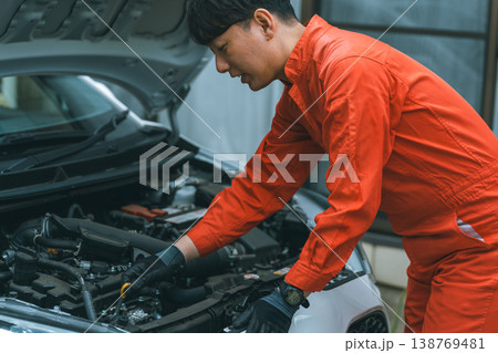 自動車整備士　出張整備　自宅 138769481