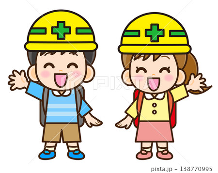 ヘルメットをした小学生の子供のイラスト素材2 138770995