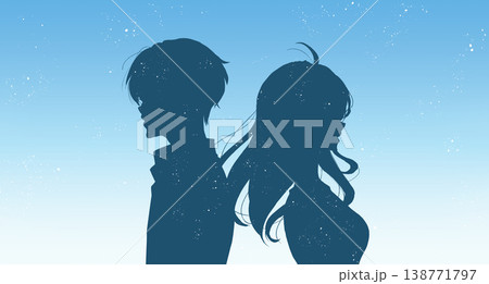背中合わせの男女　切ない　風　シルエット　青空 138771797
