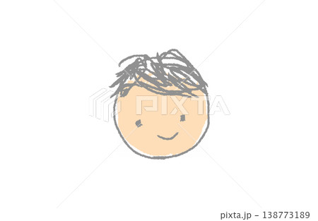 手描きクレヨン風・笑顔の男の子顔(肌色・グレー線) 手描きクレヨン風・笑顔の男の子顔(肌色・グレー線) 138773189