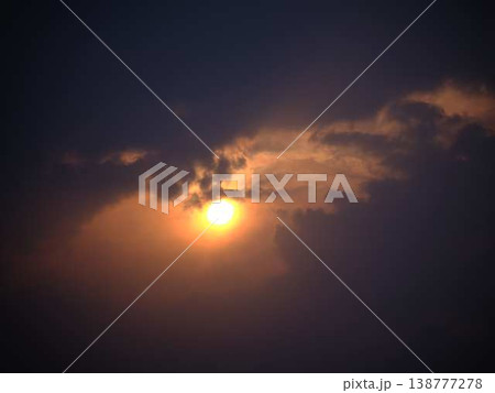 夕日 夕日 138777278