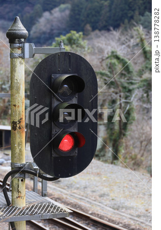 JR四国の土讃線、大歩危駅の鉄道信号機器 138778282