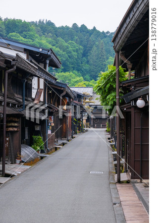 飛騨高山の古い町並 138779016