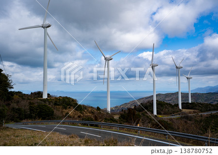 せと風の丘パークの風力発電 138780752