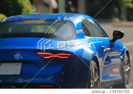 フランス製のスポーツカー　イメージ 138782782