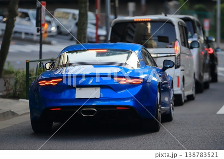フランス製のスポーツカー　イメージ 138783521