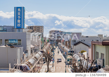 焼津市のJR焼津駅周辺の街並み(静岡県) 焼津市のJR焼津駅周辺の街並み(静岡県) 138784499