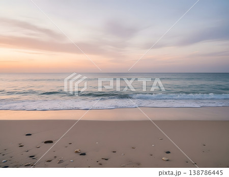 穏やかな海と夕暮れの風景 穏やかな海と夕暮れの風景 138786445