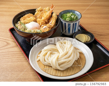 とり天丼うどんセット とり天丼うどんセット 138792983
