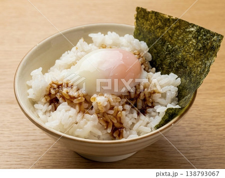 温玉ご飯 温玉ご飯 138793067