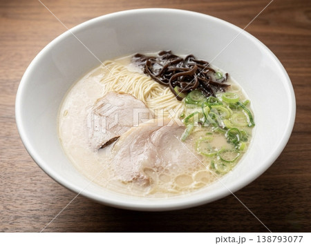 豚骨ラーメン 豚骨ラーメン 138793077