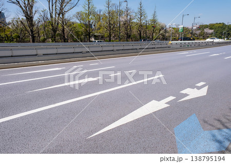 霞が関の車道の風景 138795194