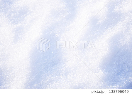 デコボコした雪模様　蒜山高原 138796049