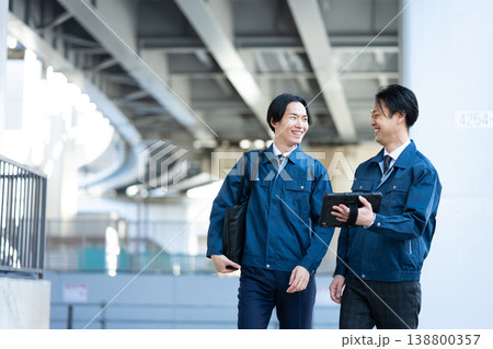 会話する技術者 会話する技術者 138800357