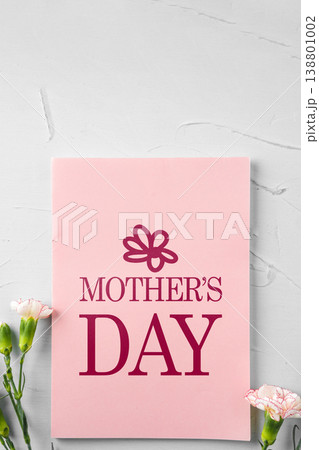 Celebrate Mother's Day on May 10 with a special card and flowers for your mom Celebrate Mother's Day on May 10 with a special card and flowers for your mom 138801002